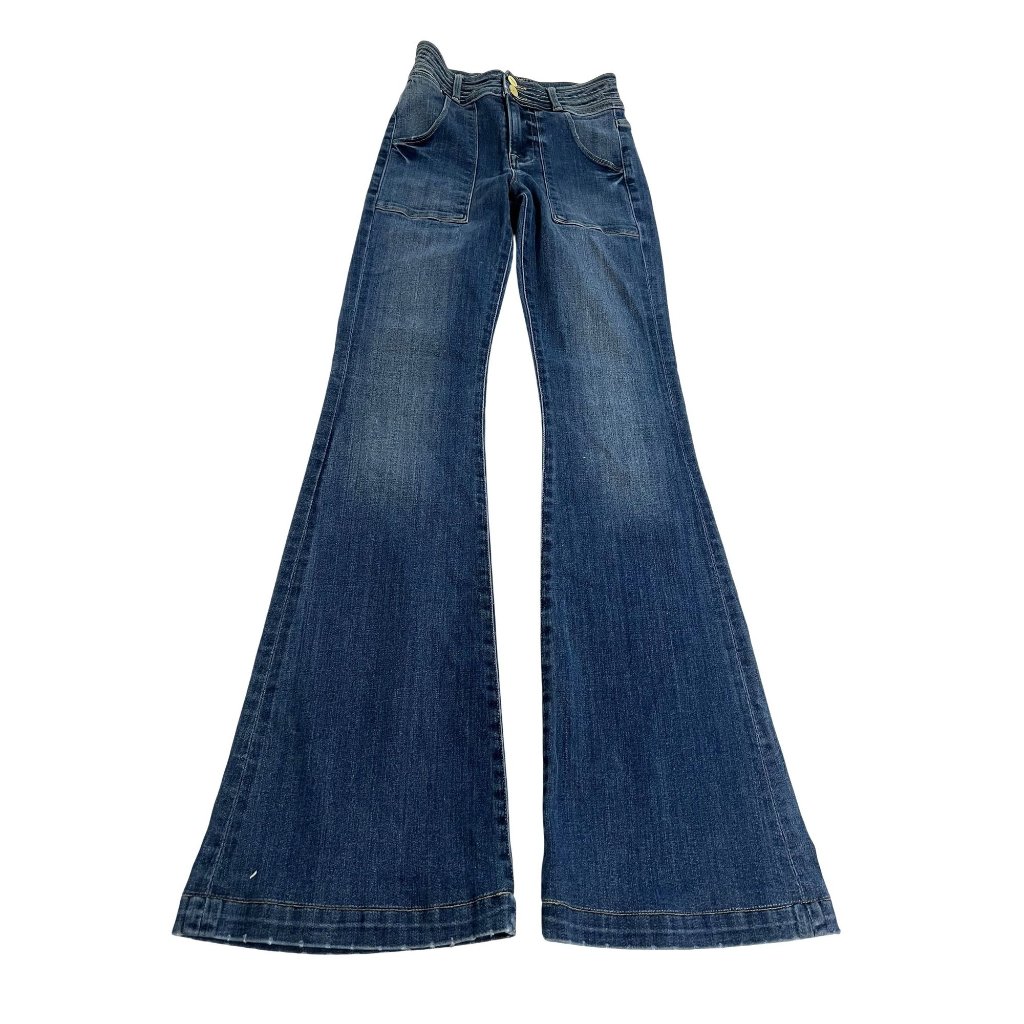 Frame Le High Flare Patch Pocket Trapunto Stitch Jeans In Stallion